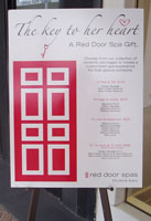 Elizabeth Arden Signage